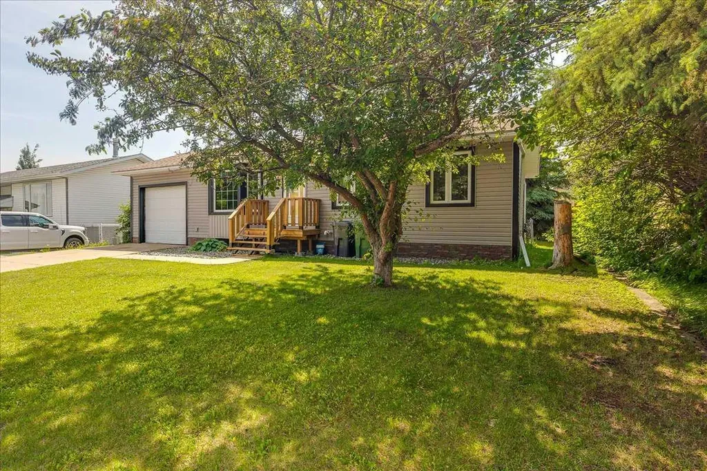 4709 55 Avenue N Rimbey AB T0C 2J0