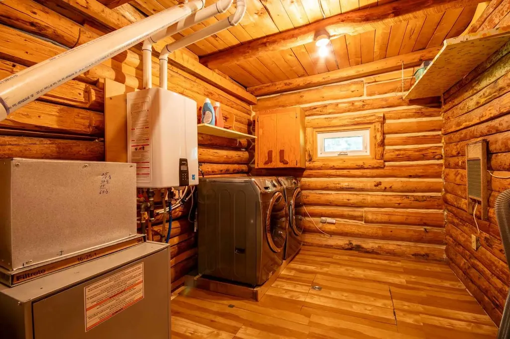 32479 Highway 760 E Rural Mountain View County AB T0M 1X0