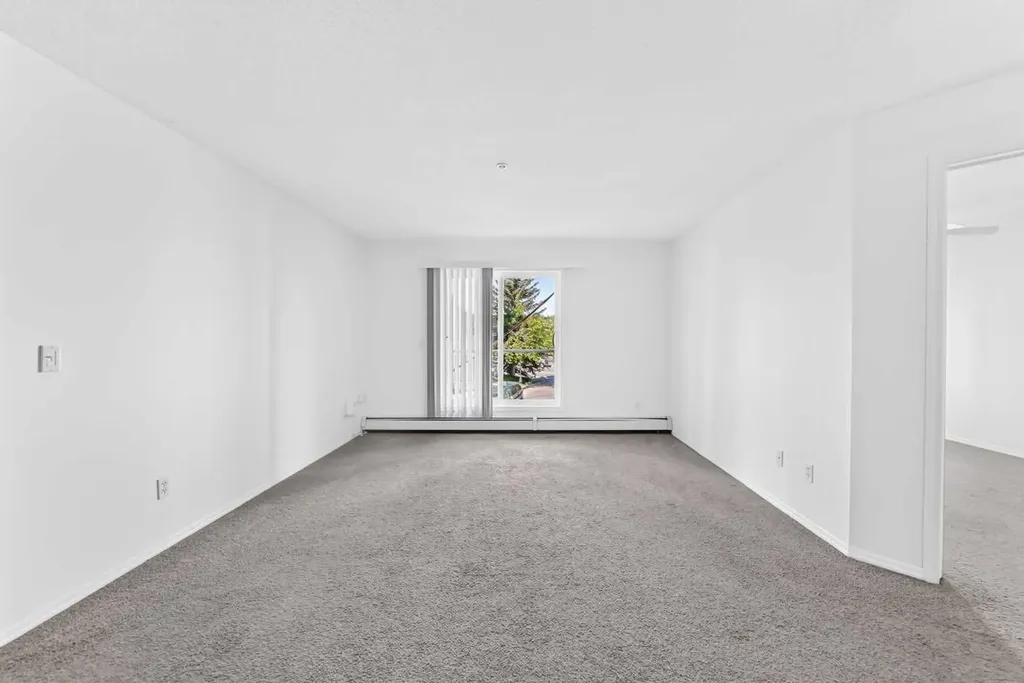 260 Shawville Way SE Calgary AB T2Y 3Z7