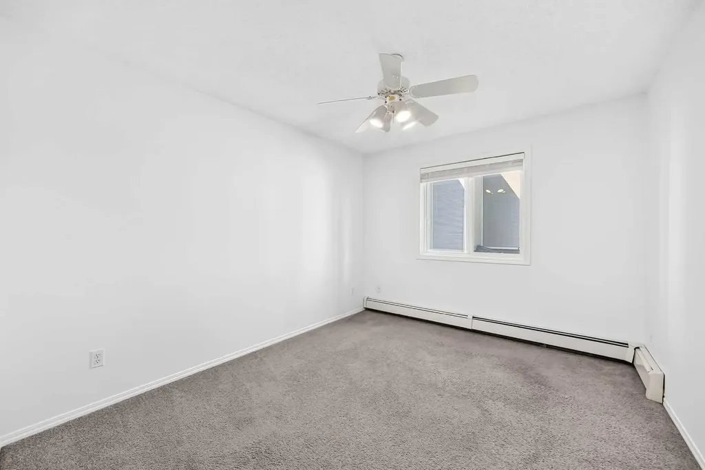 260 Shawville Way SE Calgary AB T2Y 3Z7