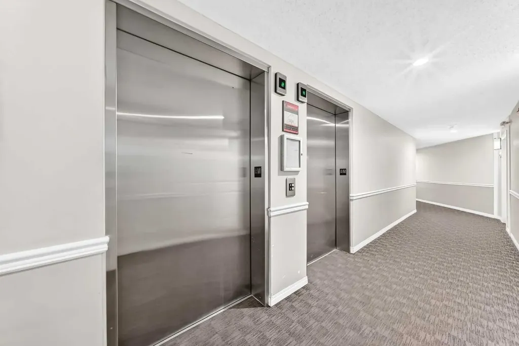 260 Shawville Way SE Calgary AB T2Y 3Z7