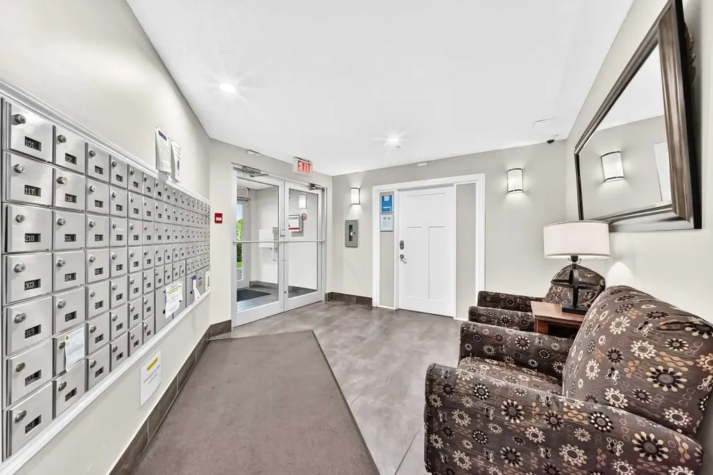 260 Shawville Way SE Calgary AB T2Y 3Z7