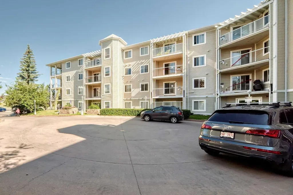 260 Shawville Way SE Calgary AB T2Y 3Z7