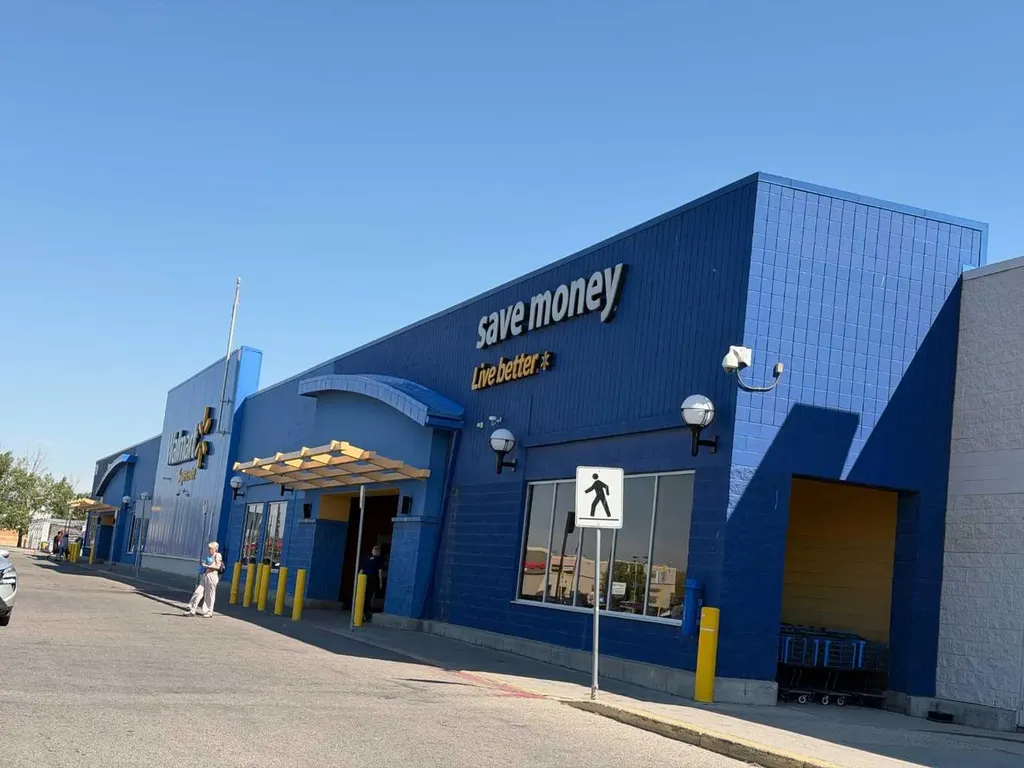 260 Shawville Way SE Calgary AB T2Y 3Z7