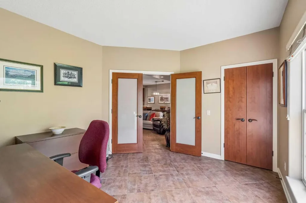 1997 Sirocco Drive SW Calgary AB T3H 3E6