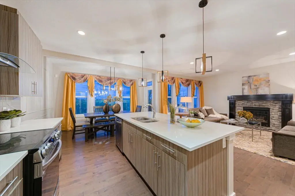 138 Copperpond Street SE Calgary AB T2Z 5B5