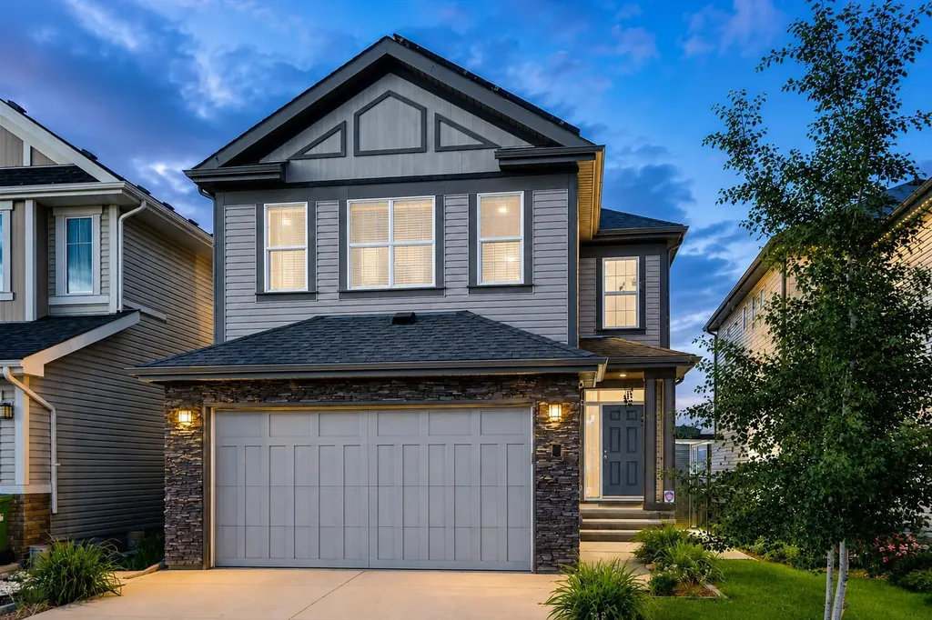138 Copperpond Street SE Calgary AB T2Z 5B5