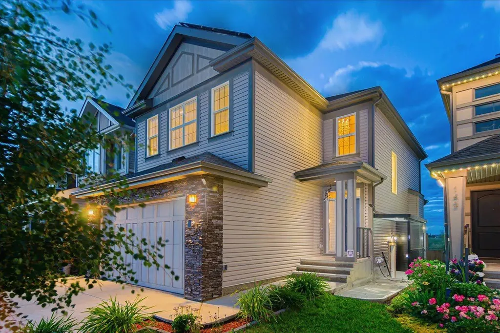 138 Copperpond Street SE Calgary AB T2Z 5B5
