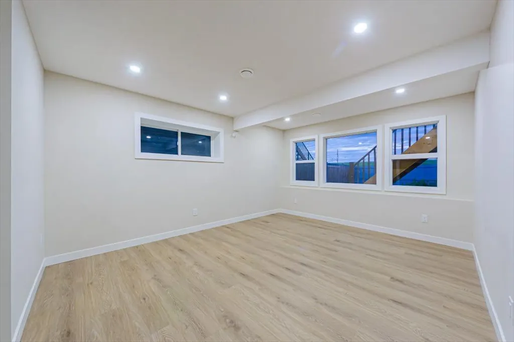 138 Copperpond Street SE Calgary AB T2Z 5B5