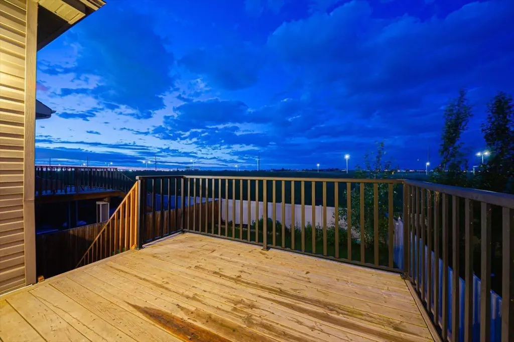 138 Copperpond Street SE Calgary AB T2Z 5B5