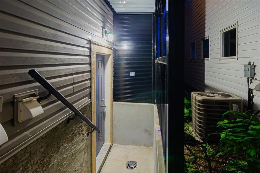 138 Copperpond Street SE Calgary AB T2Z 5B5