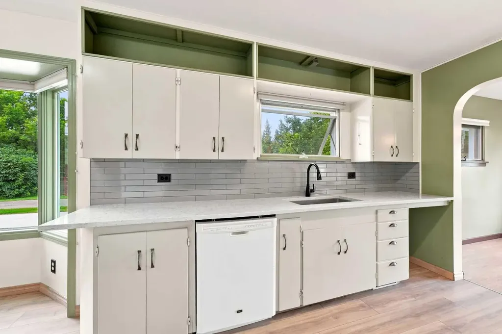 38546 Range Road 272 Red Deer AB T4P 0X6