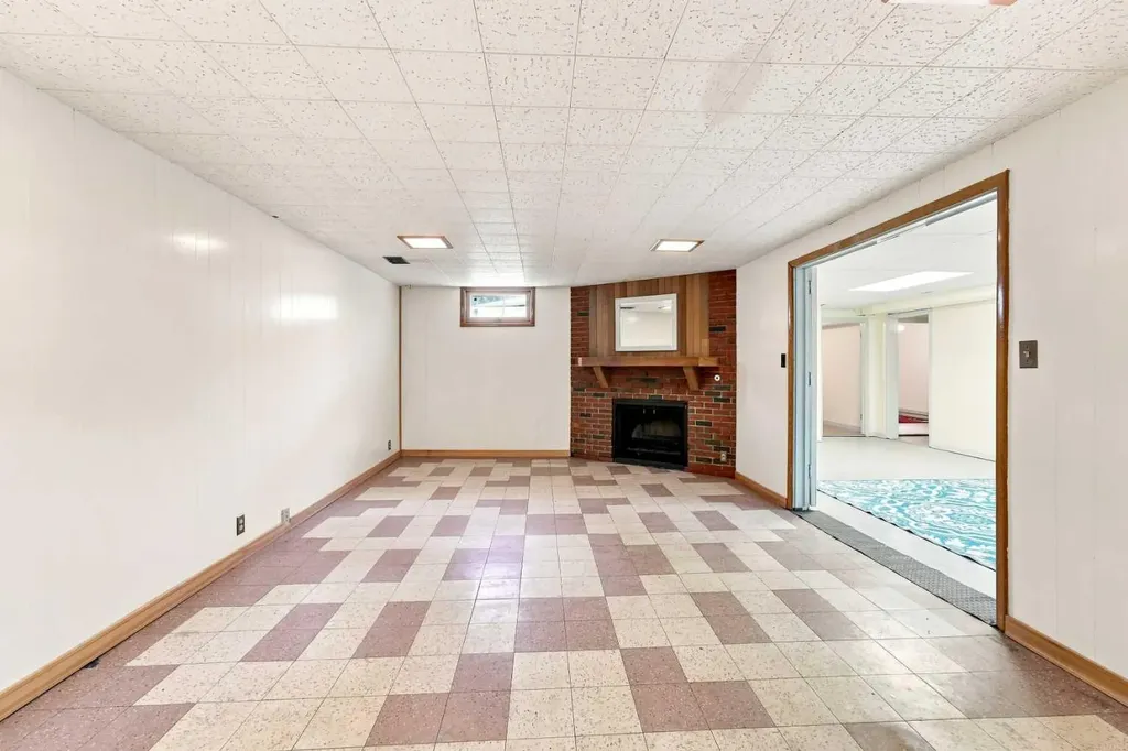 38546 Range Road 272 Red Deer AB T4P 0X6