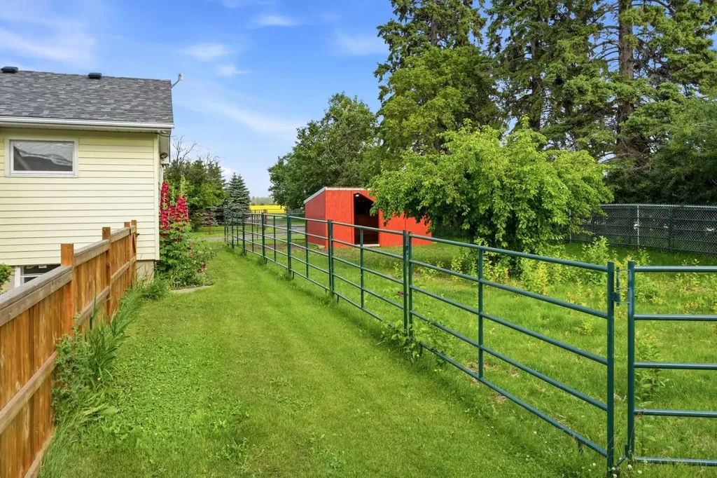 38546 Range Road 272 Red Deer AB T4P 0X6