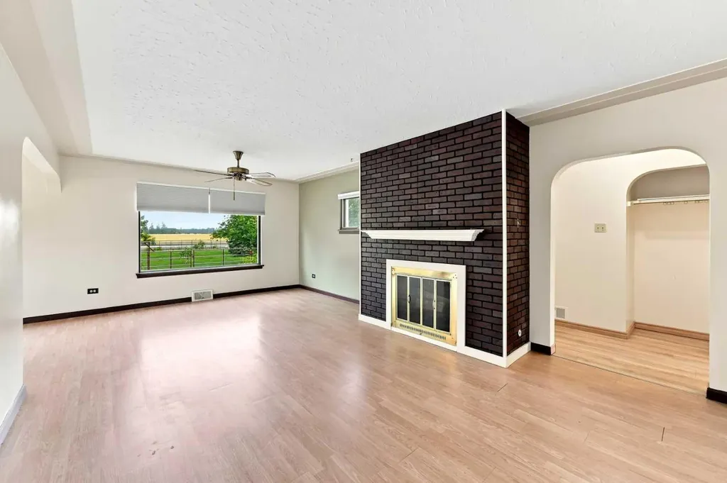 38546 Range Road 272 Red Deer AB T4P 0X6