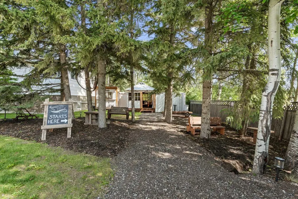 29404 Range Road 52 Rural Mountain View County AB T0M2E0