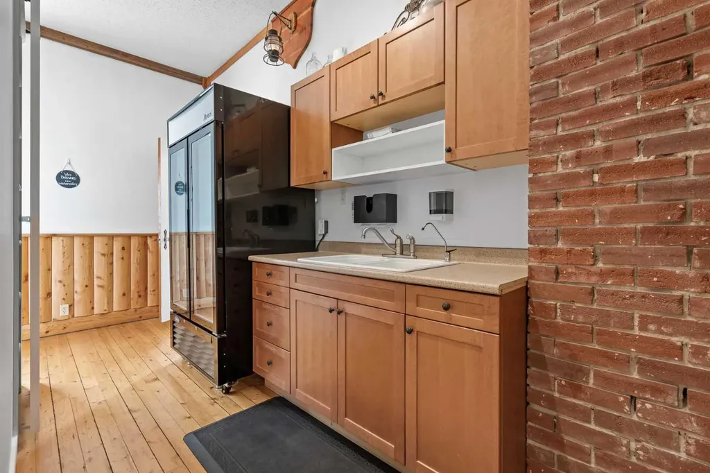 29404 Range Road 52 Rural Mountain View County AB T0M2E0