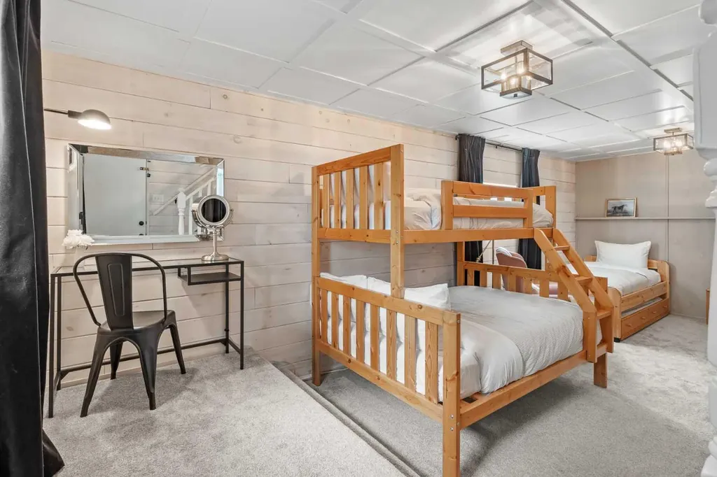 29404 Range Road 52 Rural Mountain View County AB T0M2E0