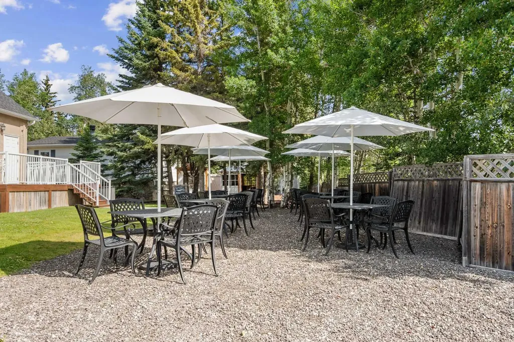 29404 Range Road 52 Rural Mountain View County AB T0M2E0