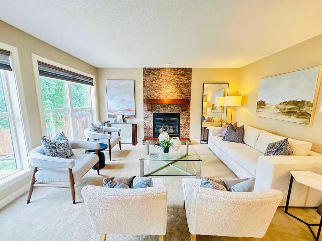 29 Everhollow Rise SW Calgary AB T2Y 5H2
