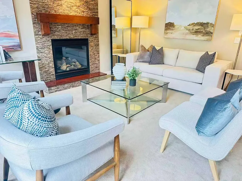 29 Everhollow Rise SW Calgary AB T2Y 5H2