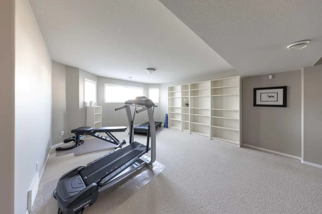 6116 21 Street Lloydminster AB T9V3J9