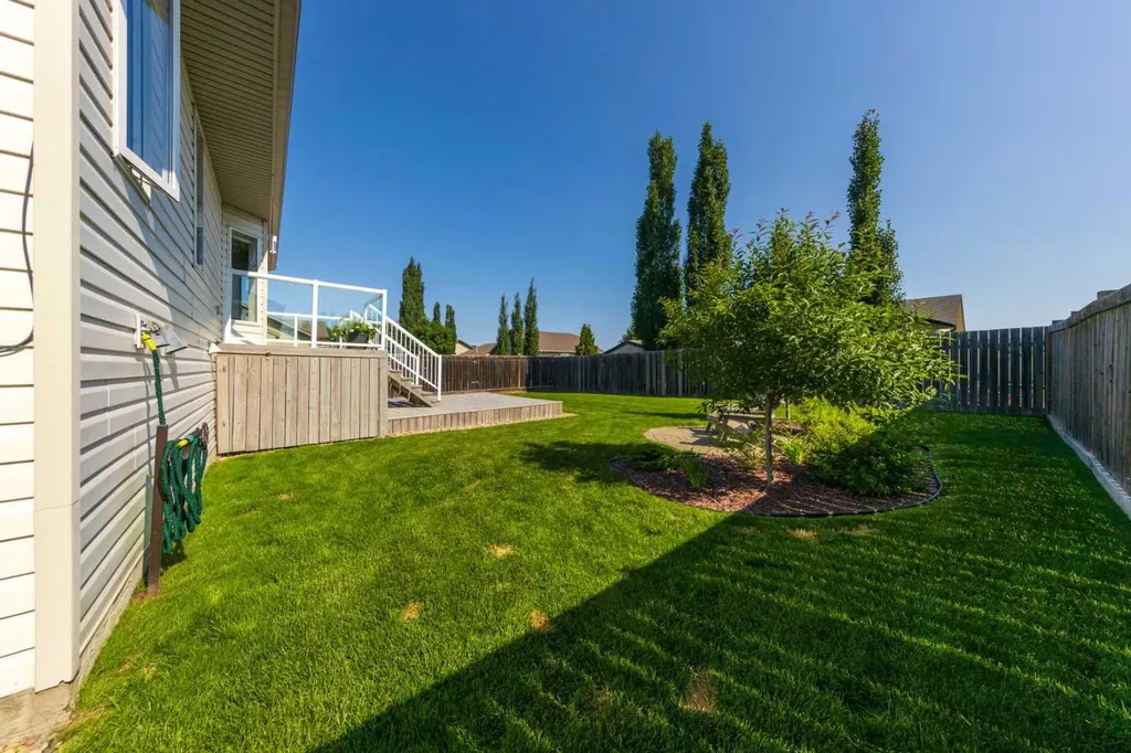 6116 21 Street Lloydminster AB T9V3J9