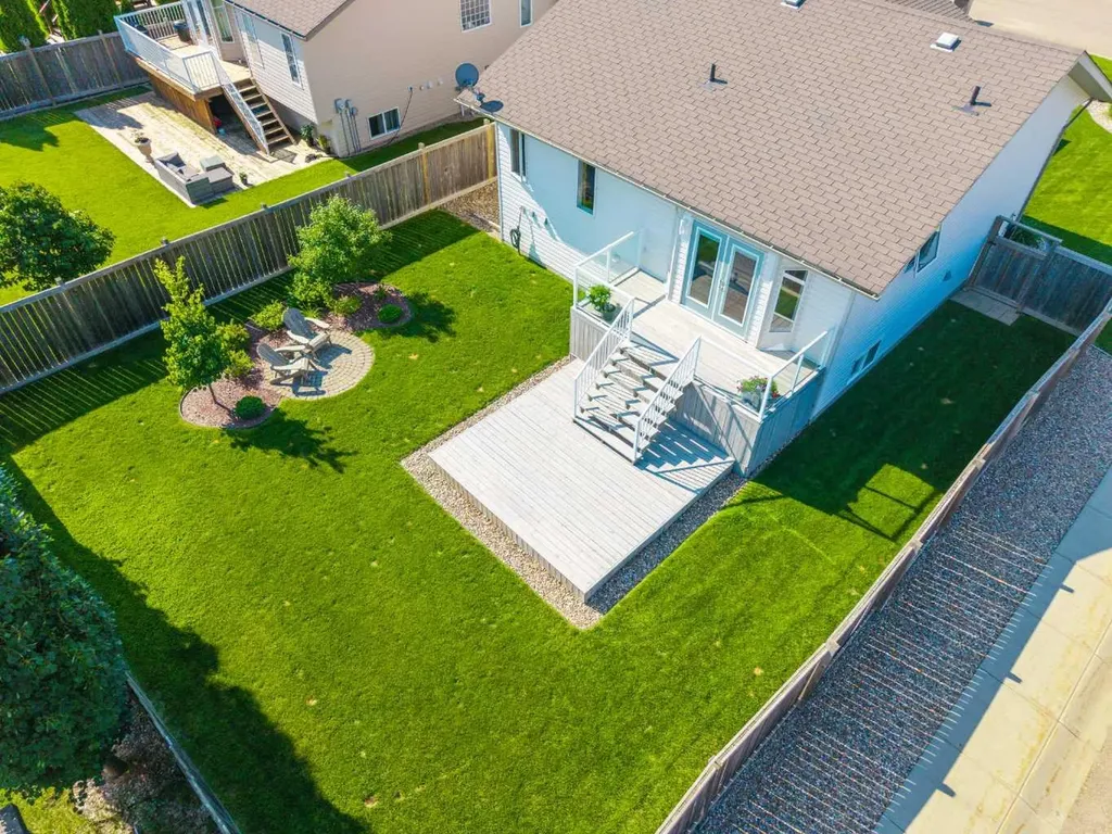 6116 21 Street Lloydminster AB T9V3J9