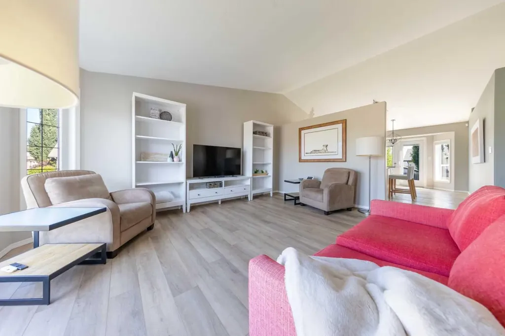 6116 21 Street Lloydminster AB T9V3J9