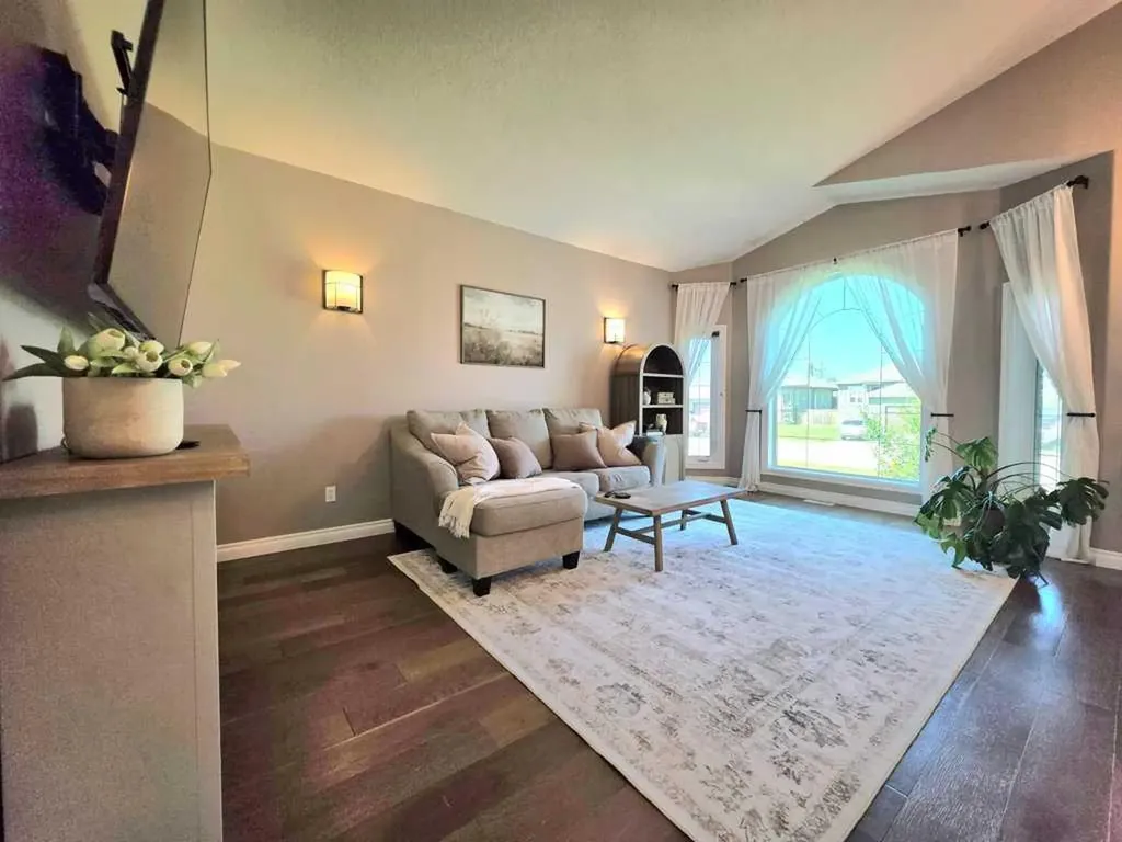 409 13 Street SE Slave Lake AB T0G 2A3