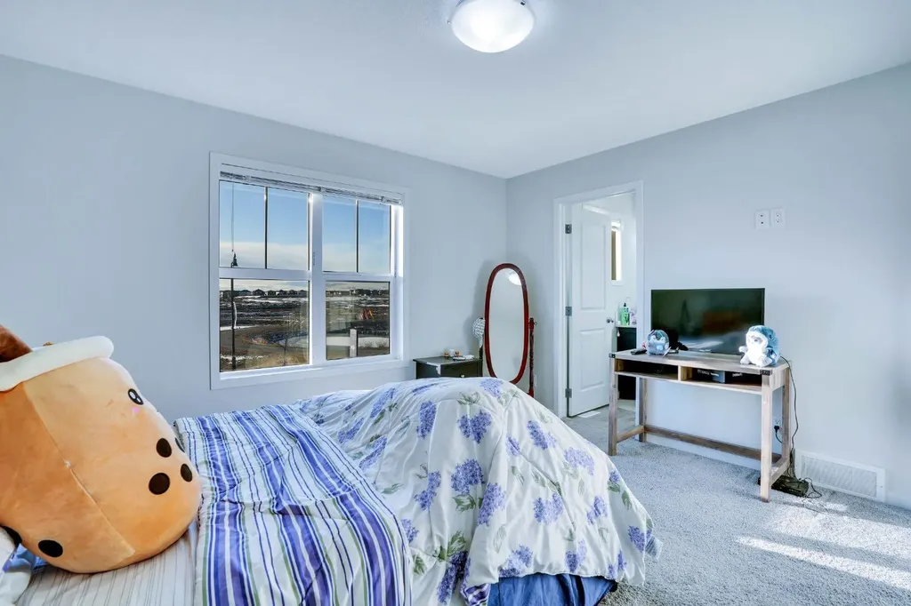 324 Dawson Drive Chestermere AB T1X2A2