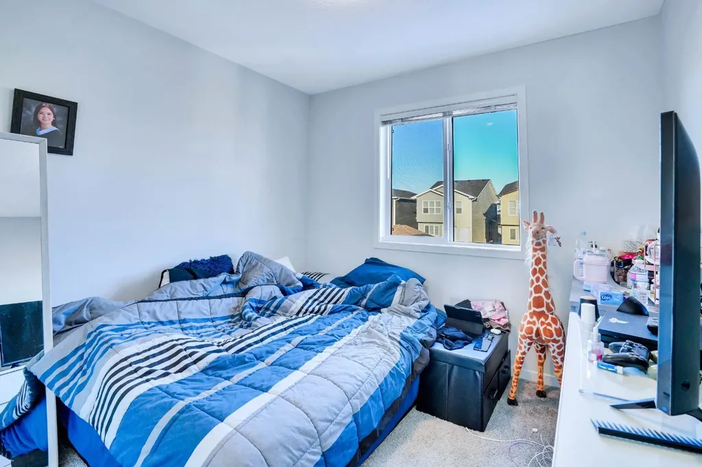 324 Dawson Drive Chestermere AB T1X2A2