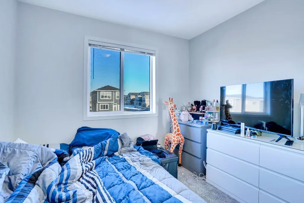 324 Dawson Drive Chestermere AB T1X2A2