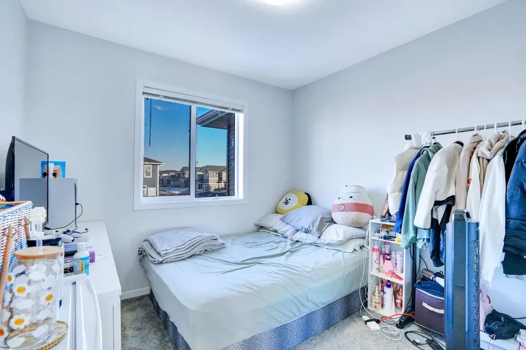324 Dawson Drive Chestermere AB T1X2A2