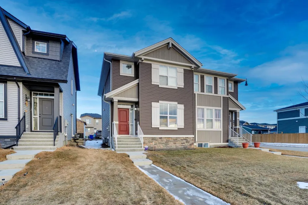 324 Dawson Drive Chestermere AB T1X2A2