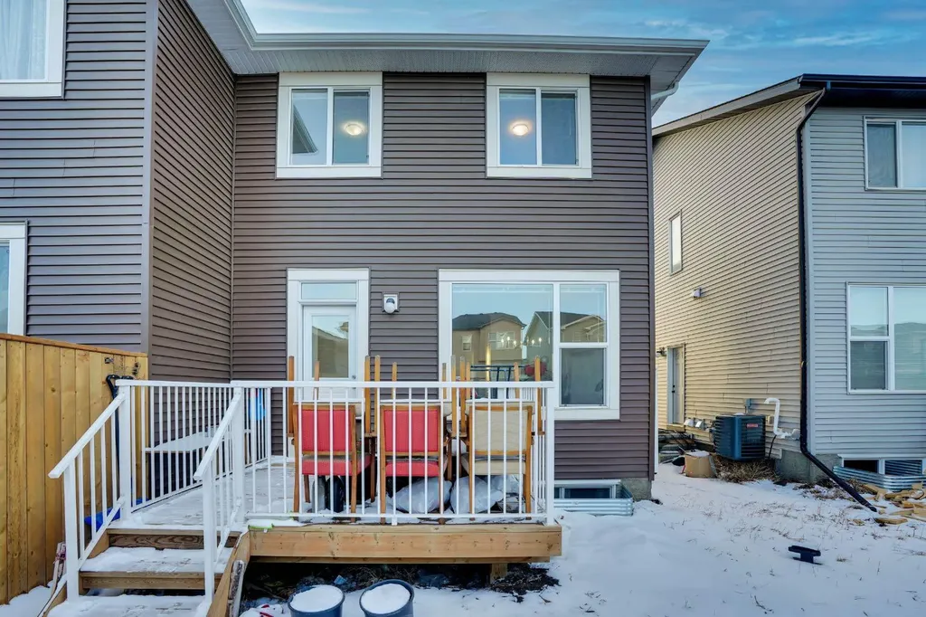 324 Dawson Drive Chestermere AB T1X2A2