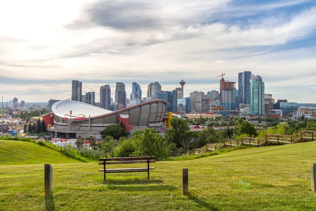 2107 9 Street SE Calgary AB T2G 3B7