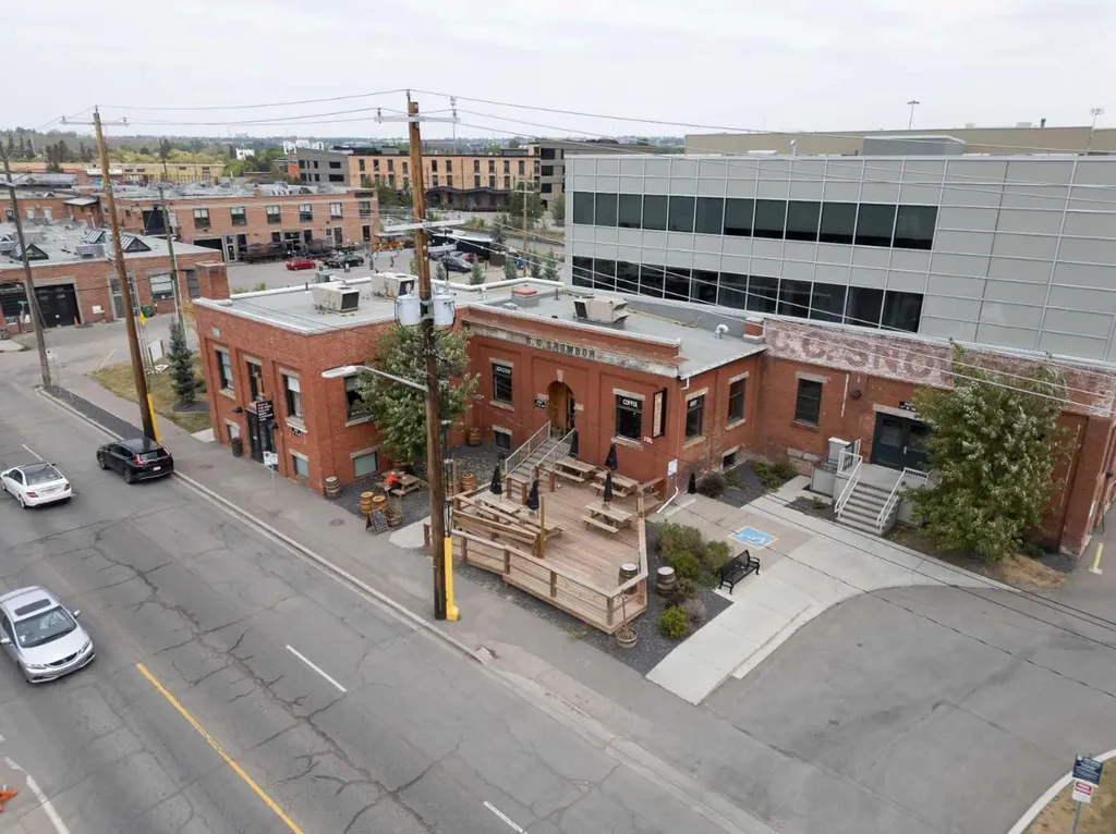2107 9 Street SE Calgary AB T2G 3B7