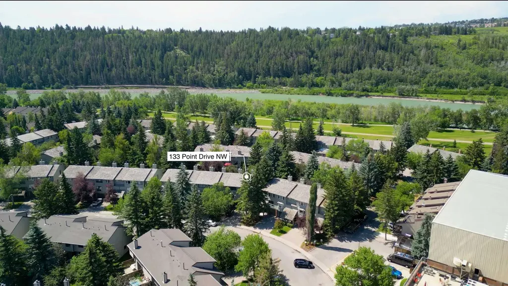 133 Point Drive NW Calgary AB T3B 5C8