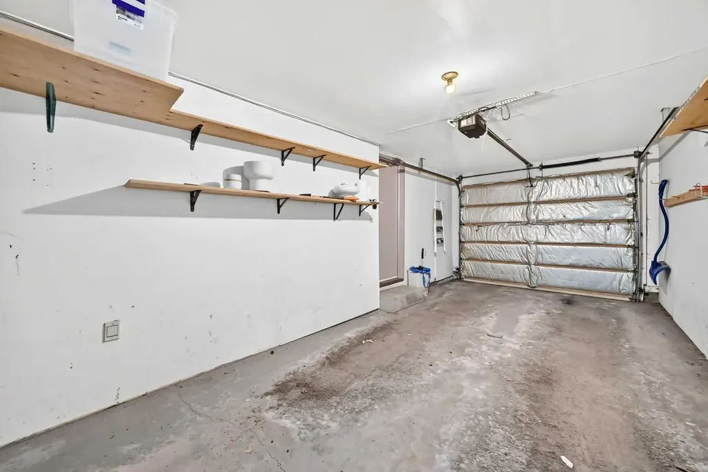 133 Point Drive NW Calgary AB T3B 5C8