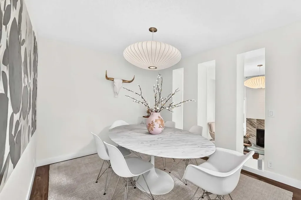 133 Point Drive NW Calgary AB T3B 5C8