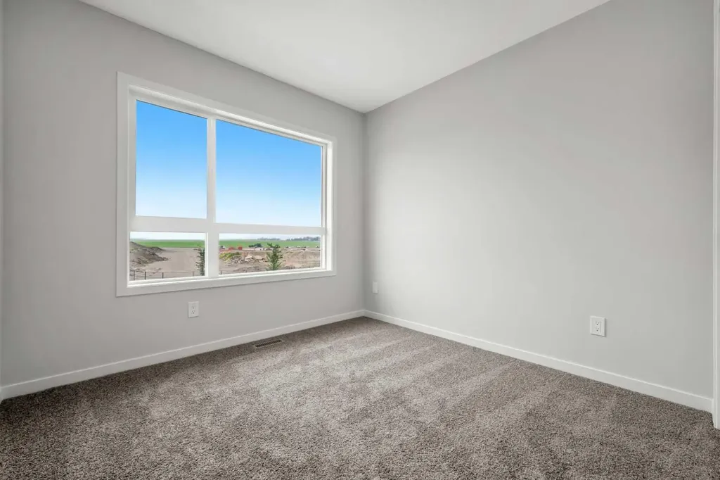 209 Bridgeport Gate N Chestermere AB T1X 1V9