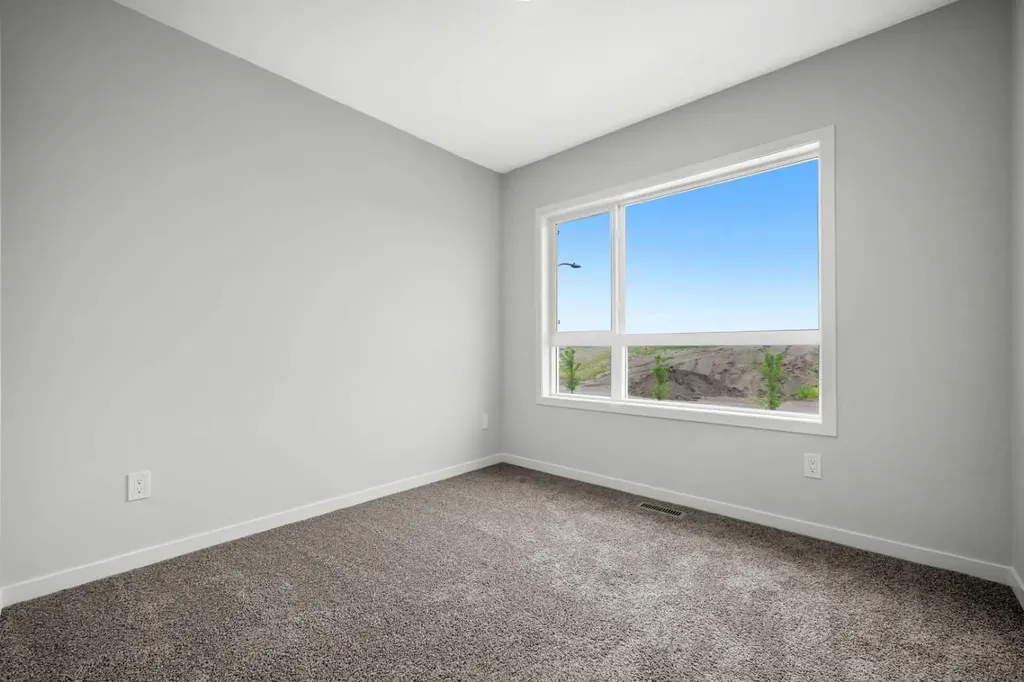 209 Bridgeport Gate N Chestermere AB T1X 1V9
