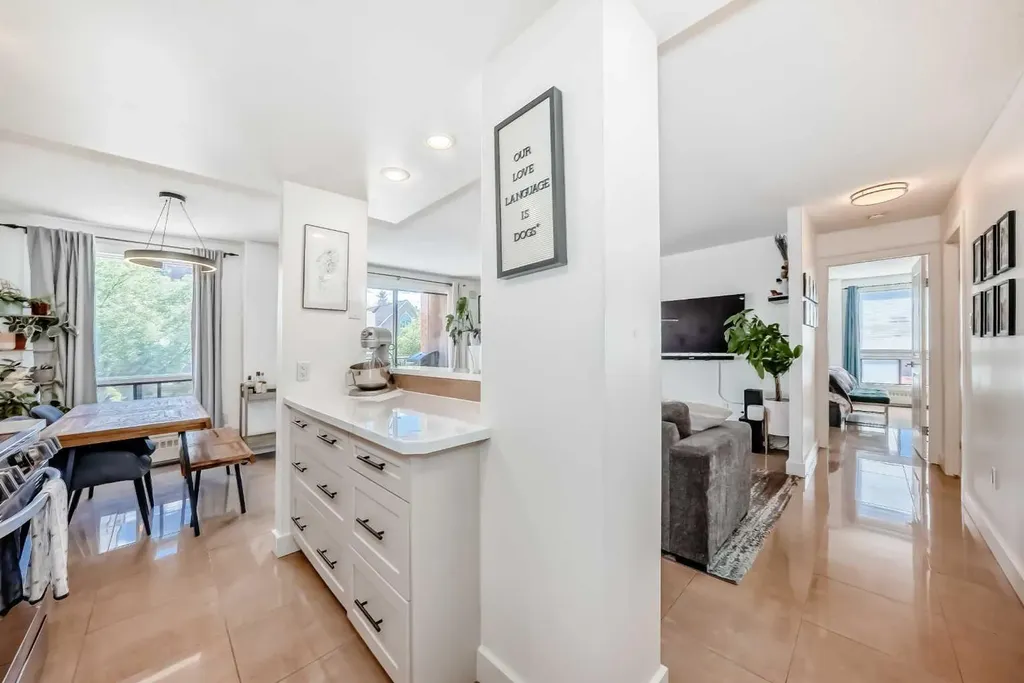 1334 14 Avenue SW Calgary AB T3C 0W2
