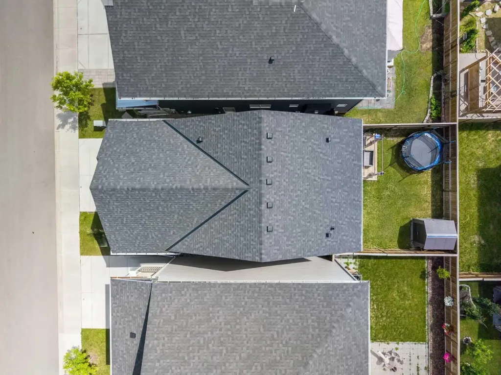 192 Carrington Crescent NW Calgary AB T3P1R1
