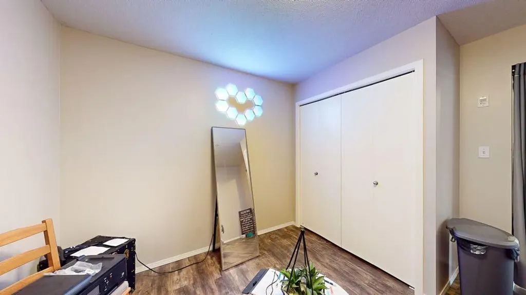 1632 Saamis Drive NW Medicine Hat AB T1C4X3