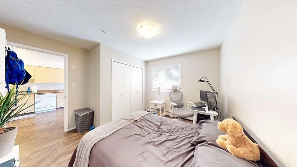 1632 Saamis Drive NW Medicine Hat AB T1C4X3