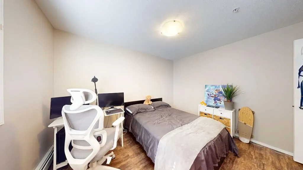 1632 Saamis Drive NW Medicine Hat AB T1C4X3