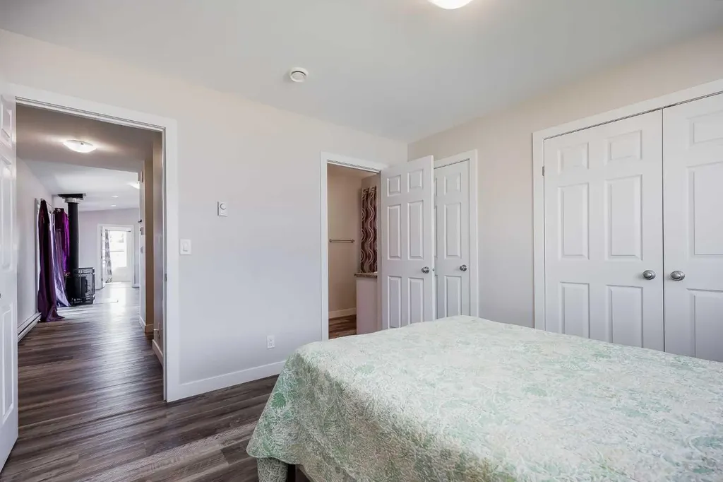 7 Trochu Avenue Trochu AB T0M 2C0