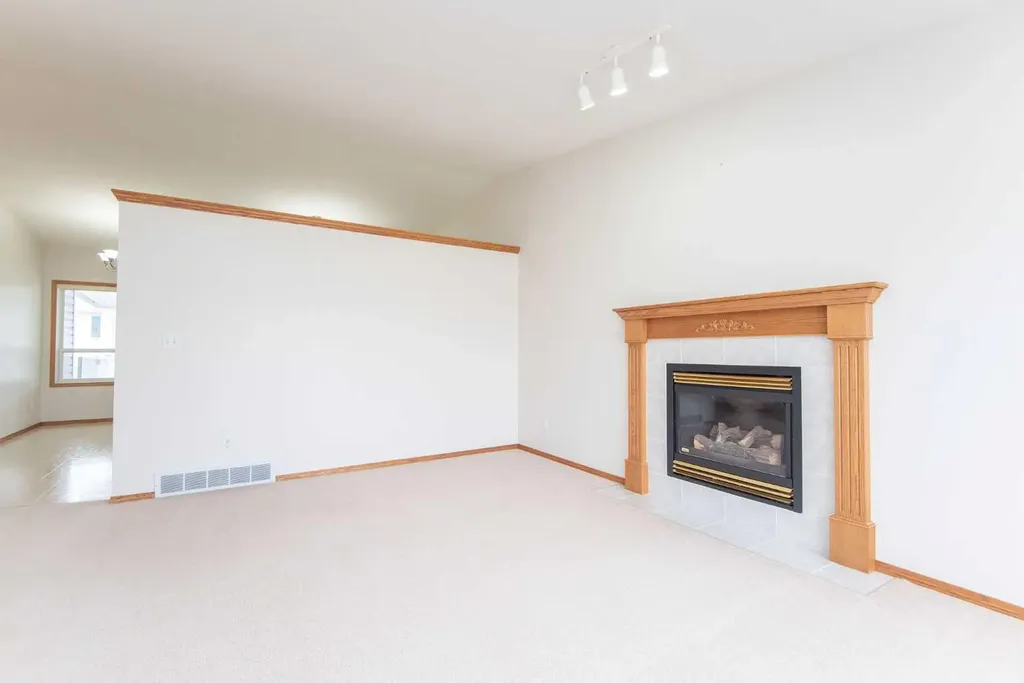 19 Logan Close Red Deer AB T4R 2N9